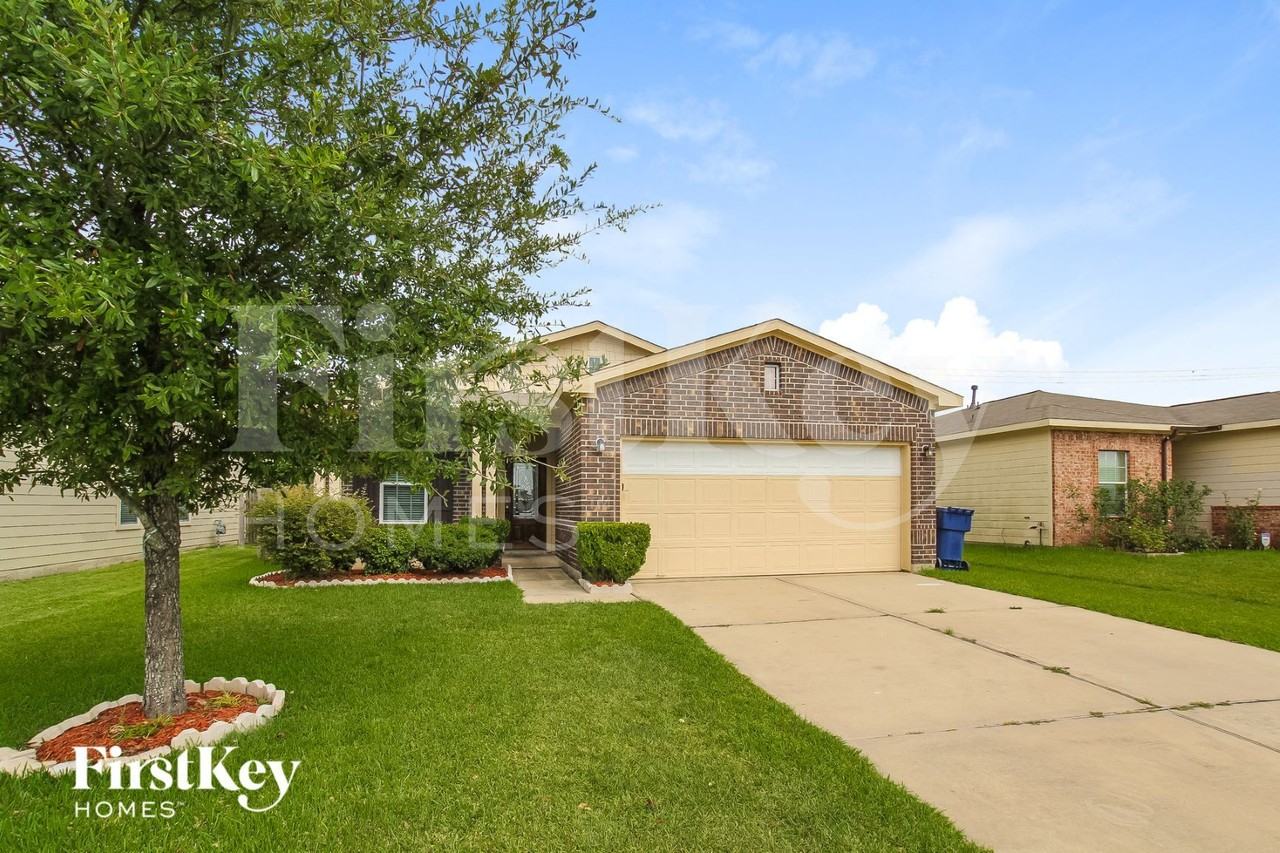 7006 Orchid St - Photo 2 of 15