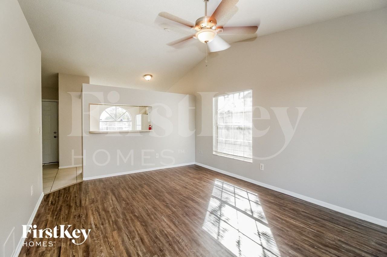 3426 Westland Dr - Photo 5 of 15