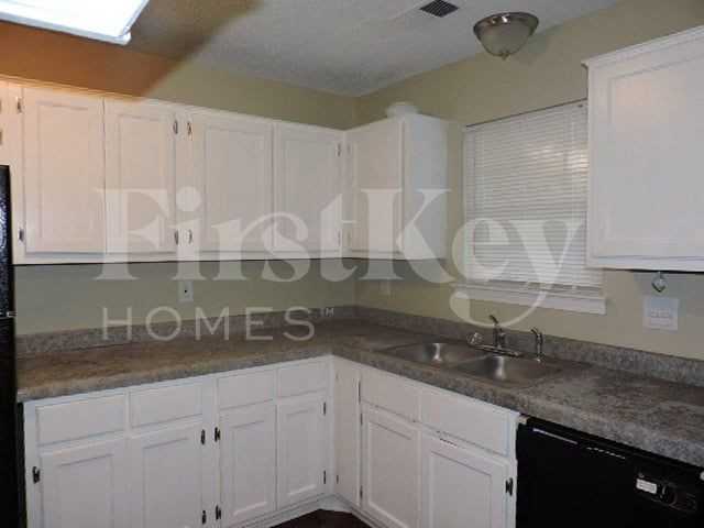 2317 Curbertson St - Photo 4 of 14