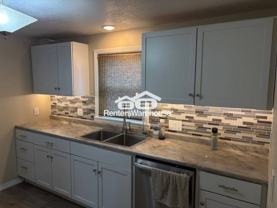 415 Decatur Ave N - Photo 1 of 1