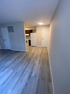 3729 Morganford Rd - Photo 2 of 5