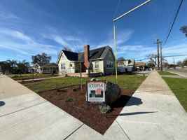 featured image of 790 E San Joaquin Ave