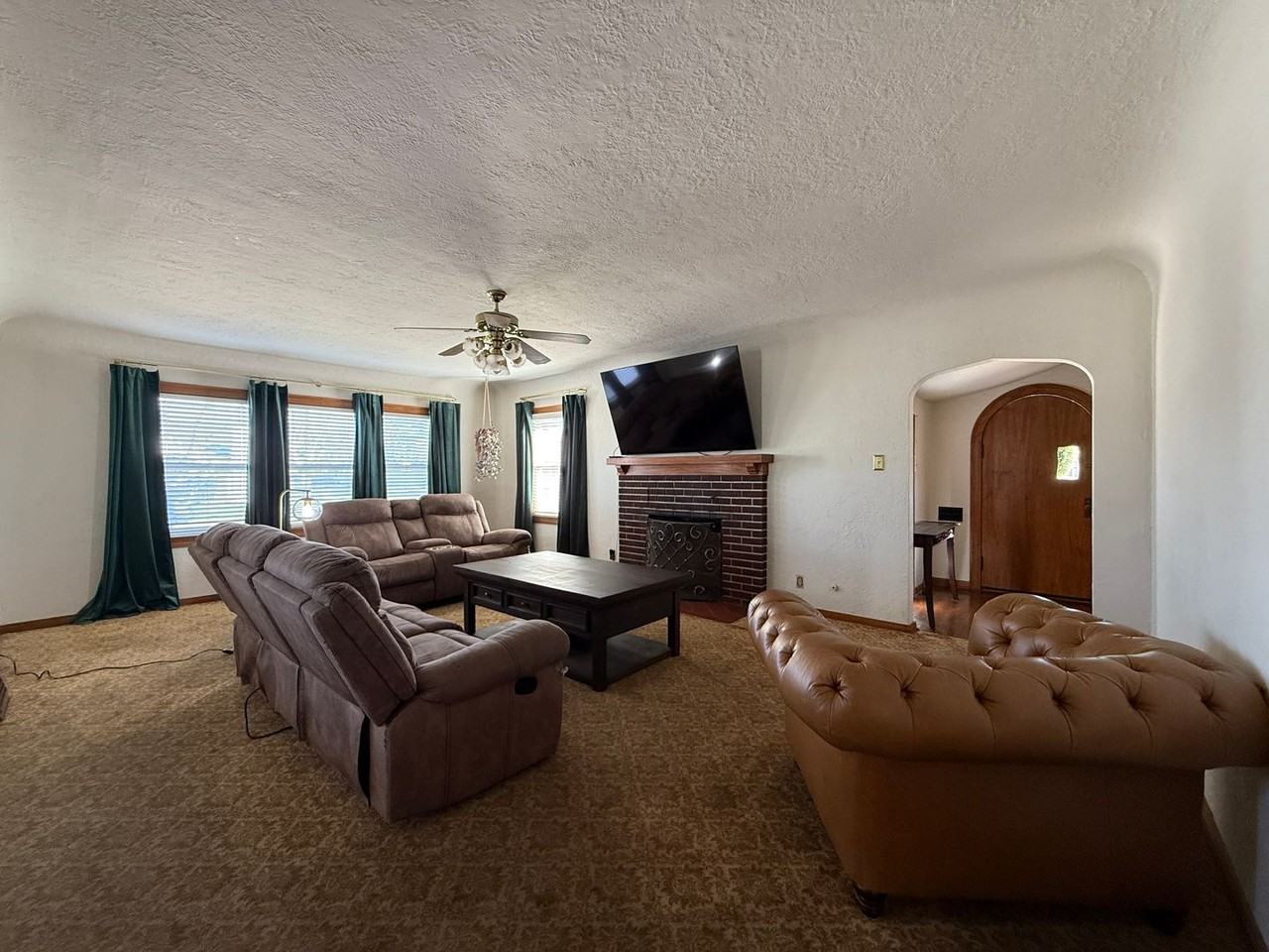 790 E San Joaquin Ave - Photo 6 of 21