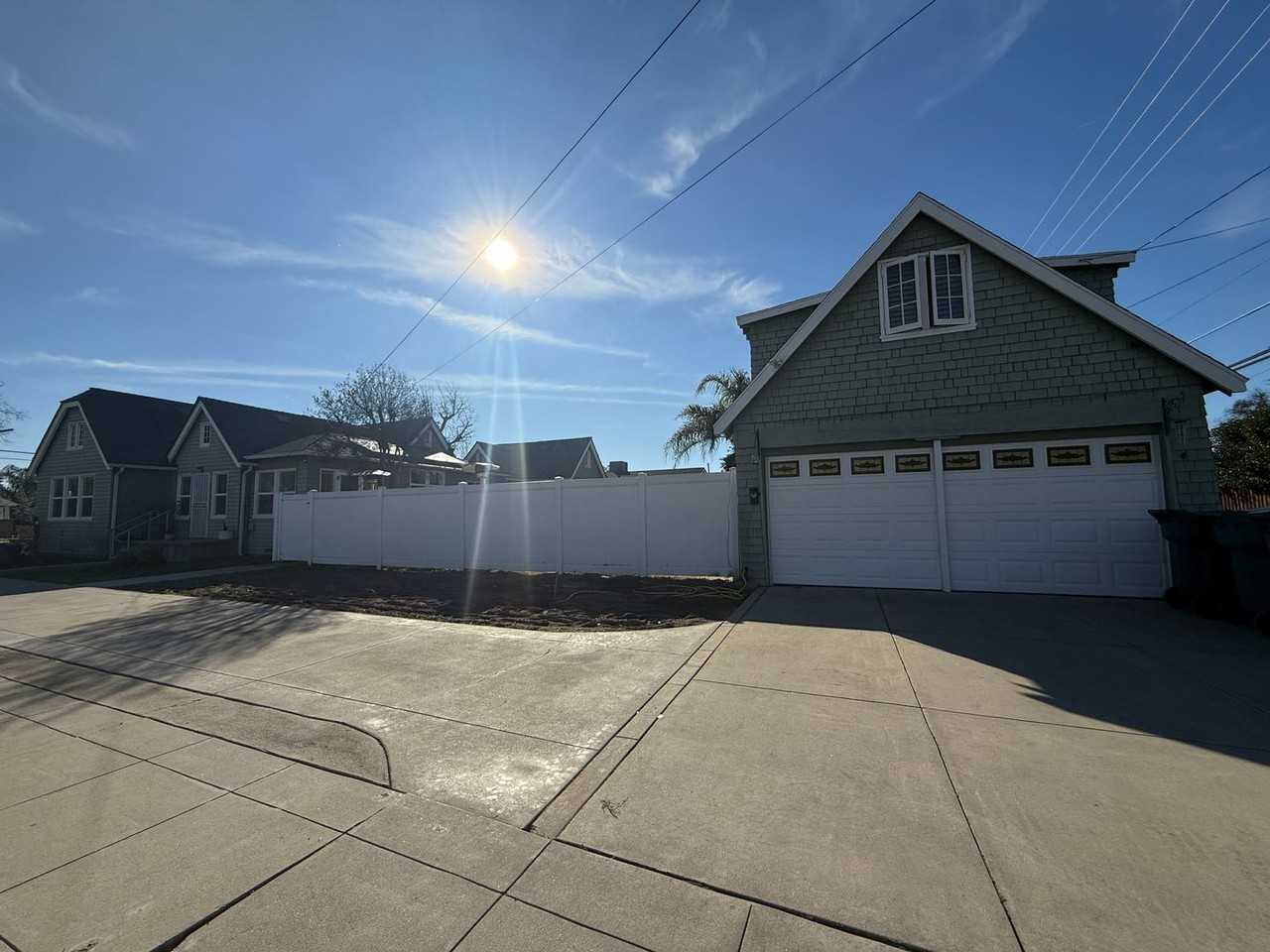 329 N Cherry St - Photo 5 of 18