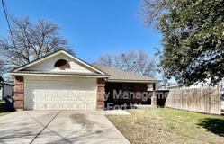 208 W Franklin Ave - Photo 1 of 1