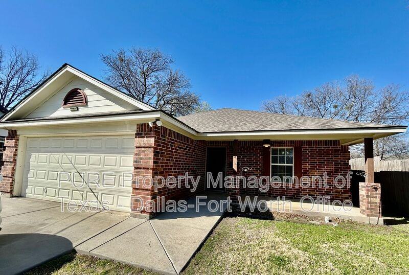 208 W Franklin Ave - Photo 2 of 32