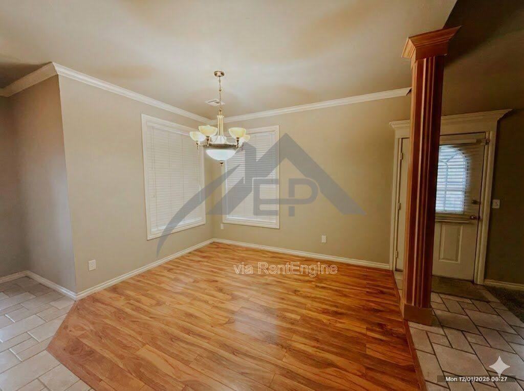 14001 Arapaho Rd - Photo 4 of 8