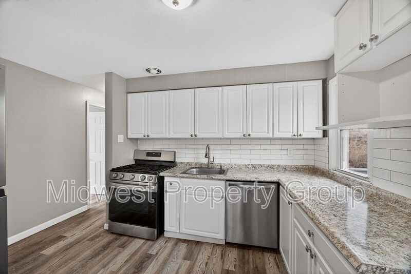 1137 Nectar Dr - Photo 4 of 29