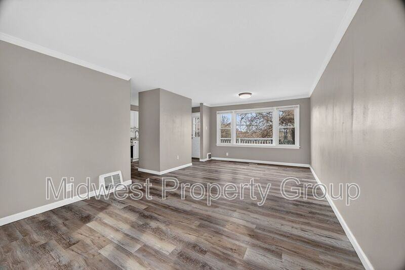 1137 Nectar Dr - Photo 6 of 29