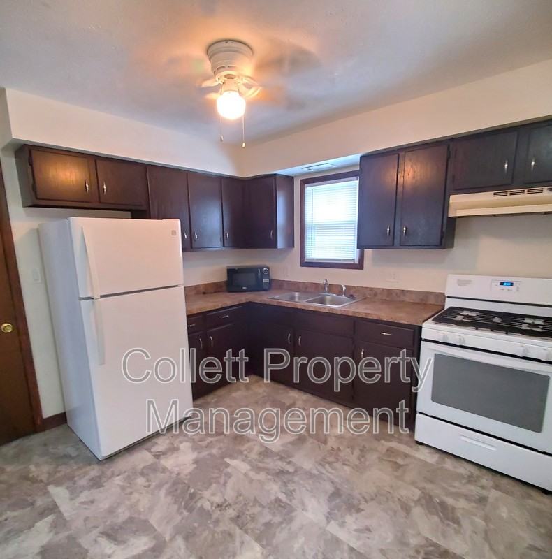 6627 State Rd - Photo 5 of 17