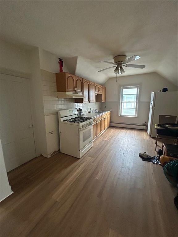 22 Heaton St ##3 - Photo 2 of 12