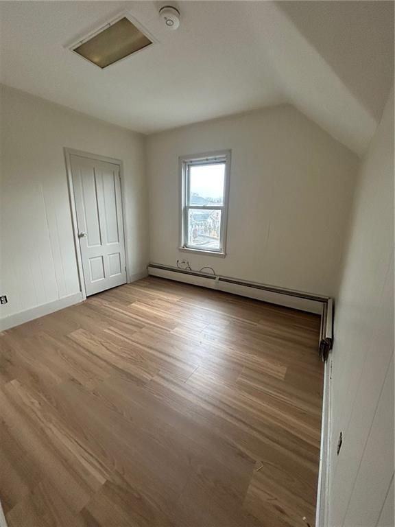 22 Heaton St ##3 - Photo 4 of 12