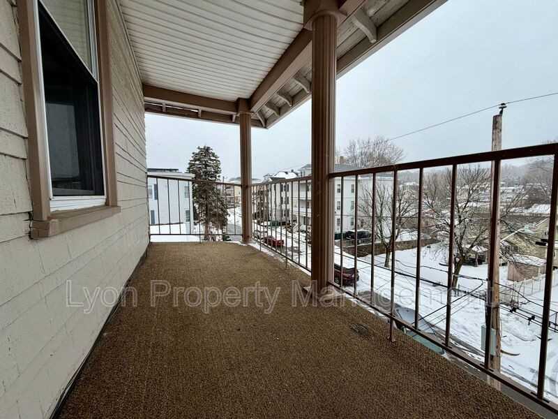 30 Cote Ave #3F - Photo 7 of 11