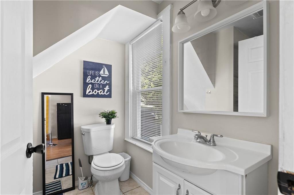 16 Dean Ave ##2 - Photo 5 of 21