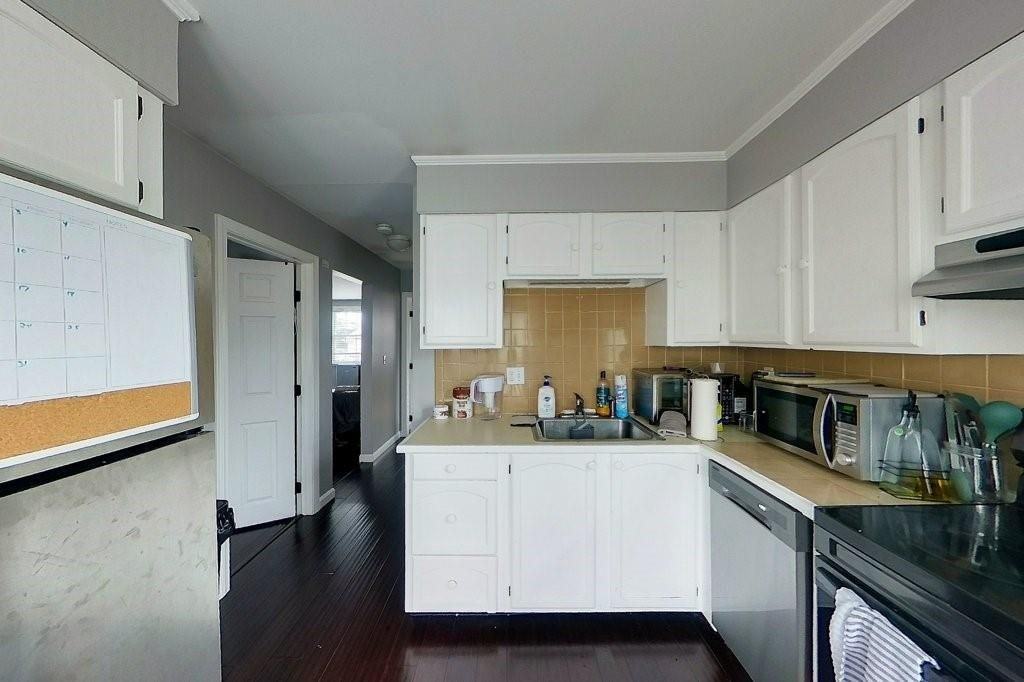 45 Hammond St ##3 - Photo 5 of 21