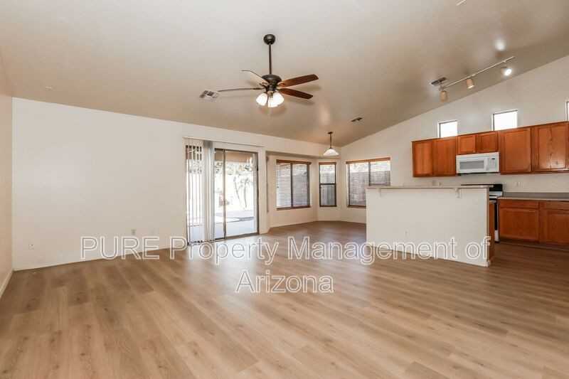 10042 E Pantera Ave - Photo 5 of 25