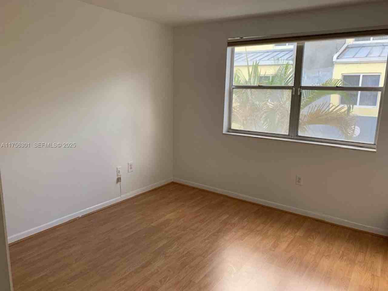 4560 Southwest 68th Court Circle #4 - Photo 4 of 25