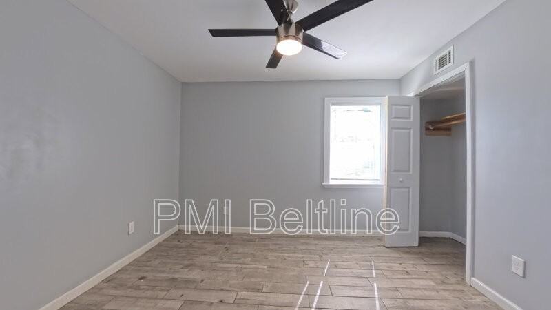 1408 Lyle Ave #A - Photo 6 of 21