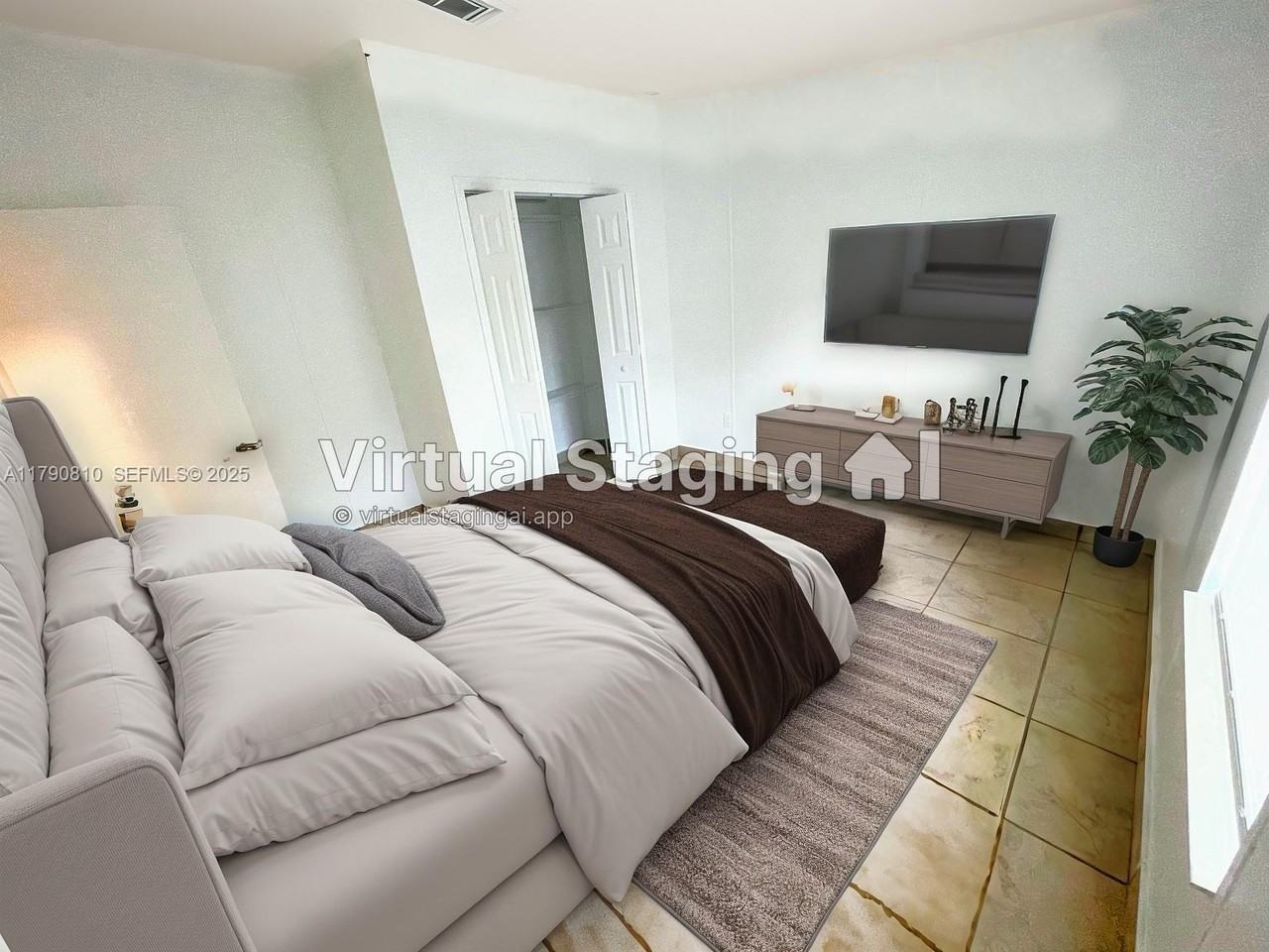 220 Northeast 12th Avenue #34 - Photo 3 of 24