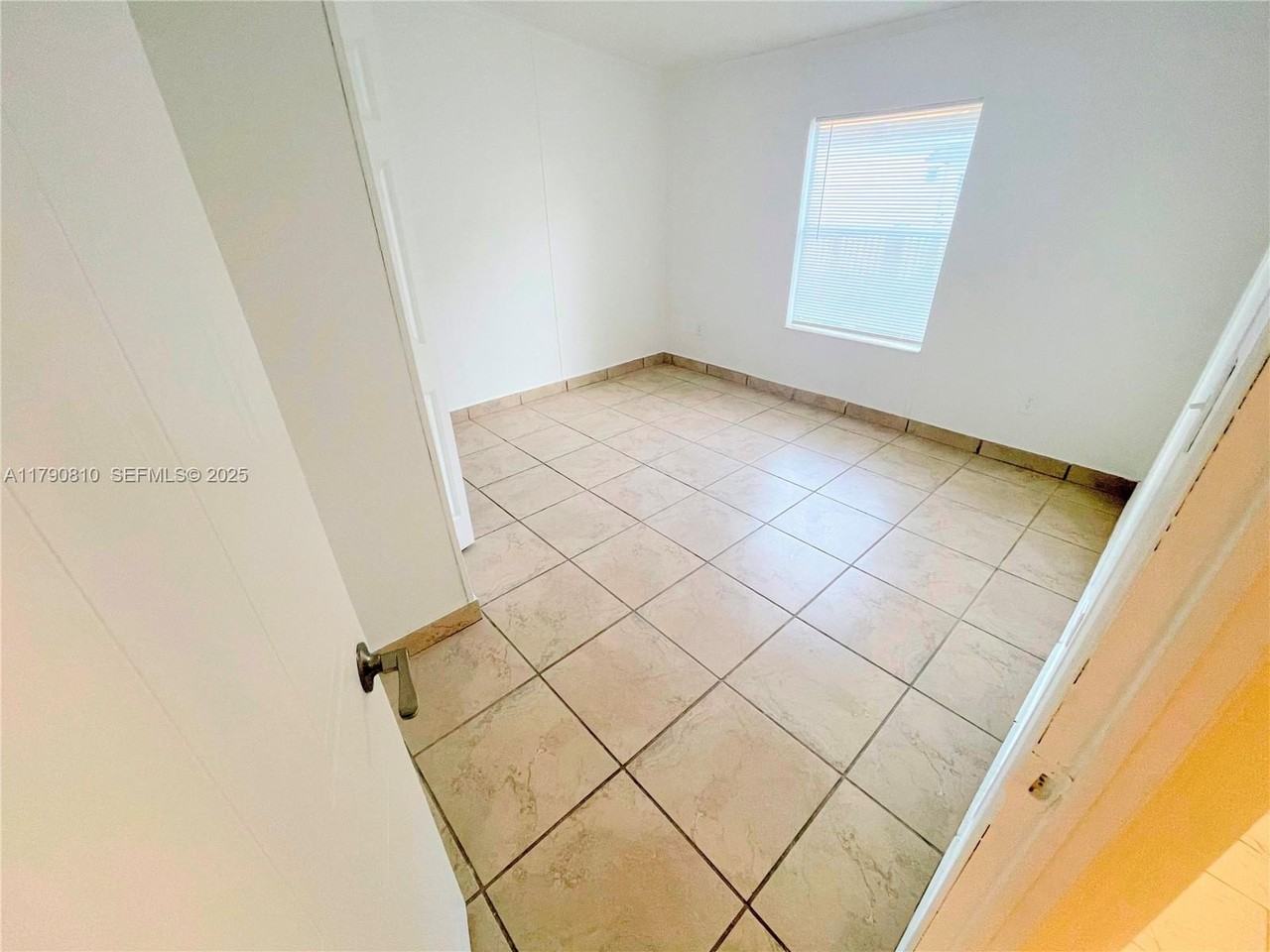 220 Northeast 12th Avenue #34 - Photo 7 of 24