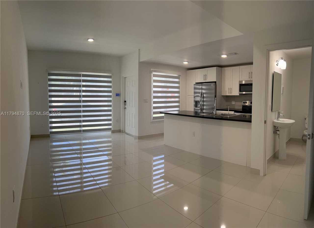 13944 Southwest 259th Way #13944 - Photo 3 of 28