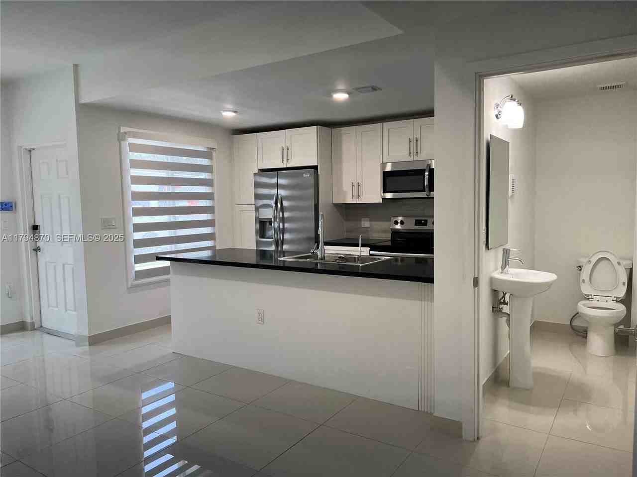 13944 Southwest 259th Way #13944 - Photo 5 of 28