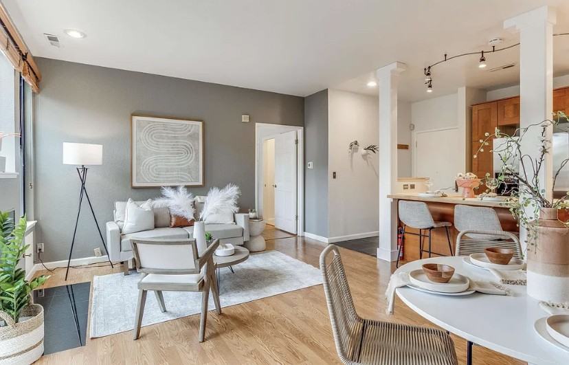 2501 Dana St #1 - Photo 4 of 11