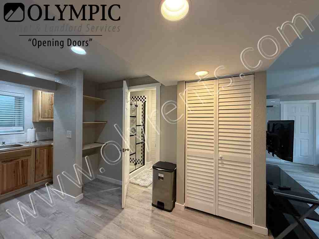 5819 Boulevard Extension Rd Se - Photo 7 of 20