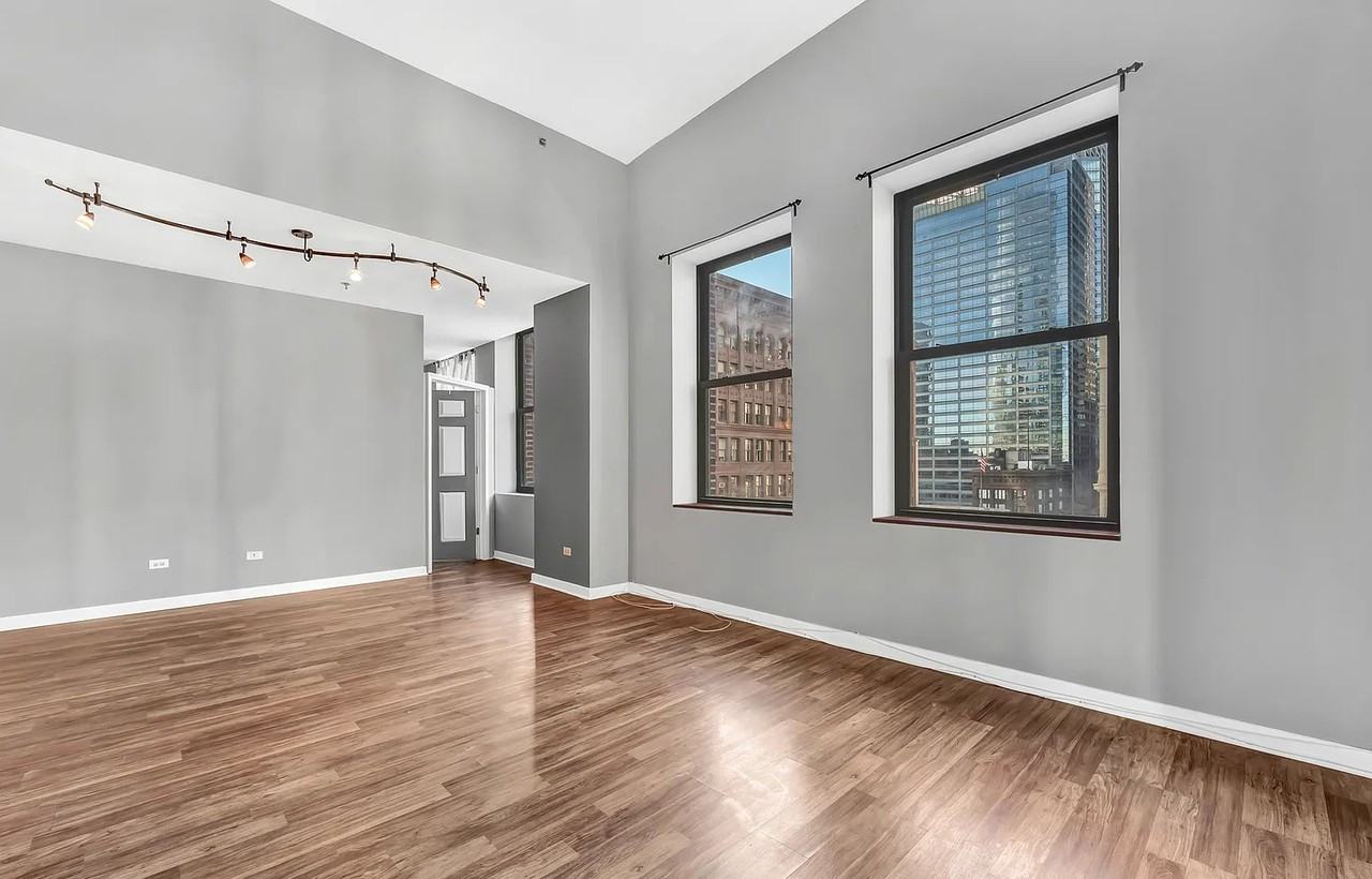 5 N Wabash Ave #1706 - Photo 6 of 12