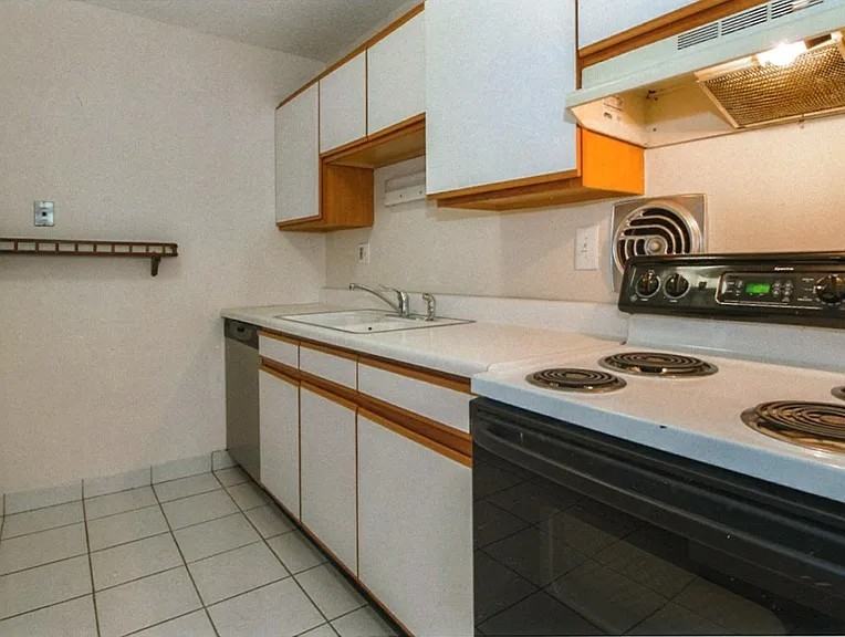 30 E Division St #6C - Photo 3 of 11