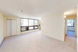 45 Trowbridge St #3C - Photo 1 of 1
