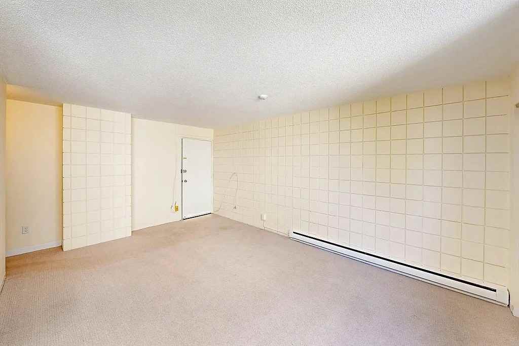 45 Trowbridge St #3C - Photo 2 of 12