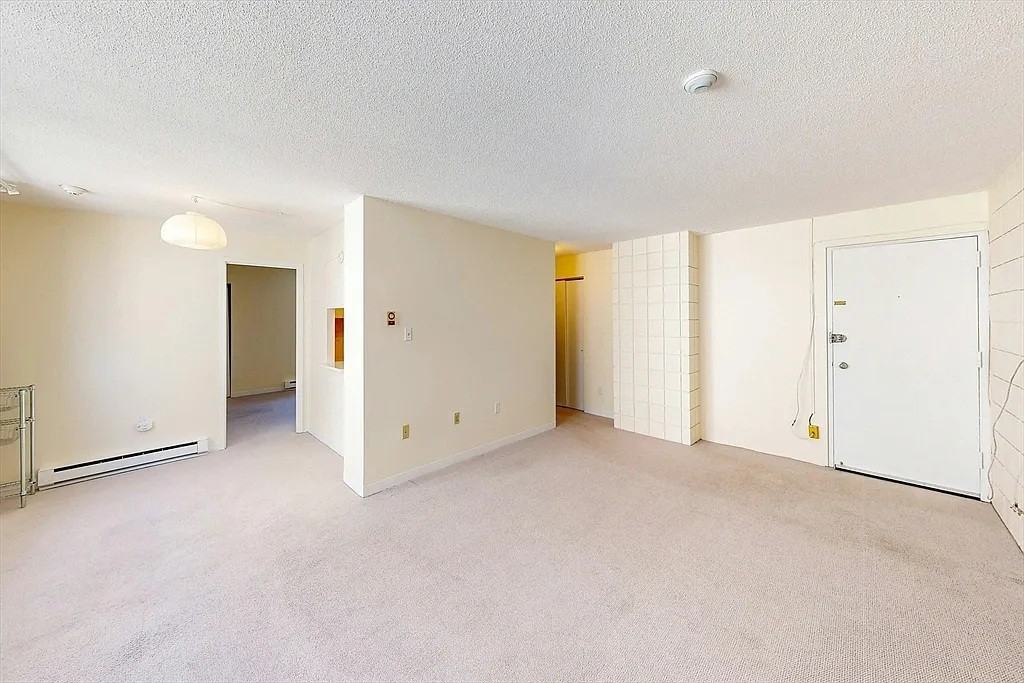 45 Trowbridge St #3C - Photo 3 of 12