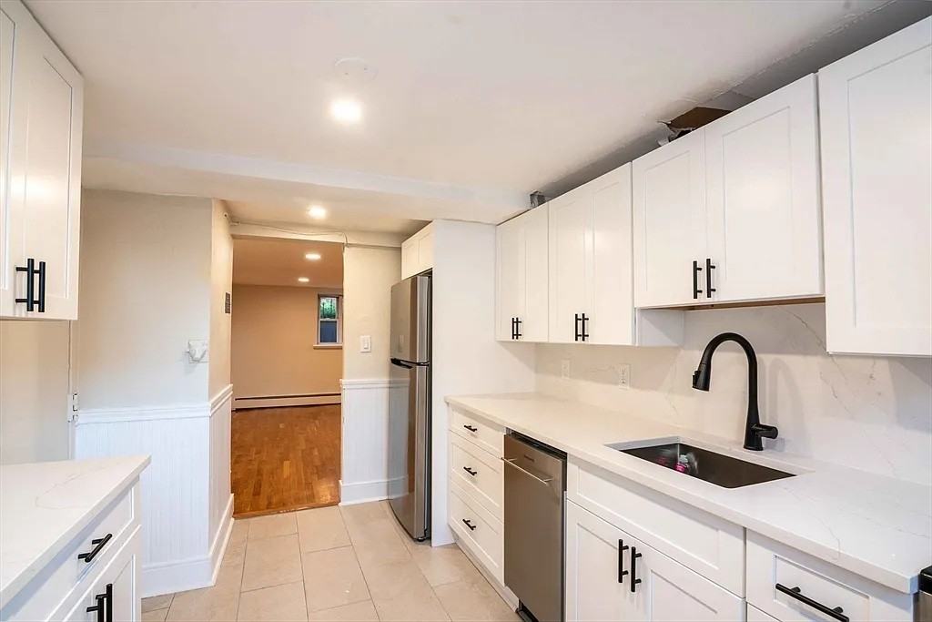 53 Colborne Rd #B1 - Photo 2 of 10