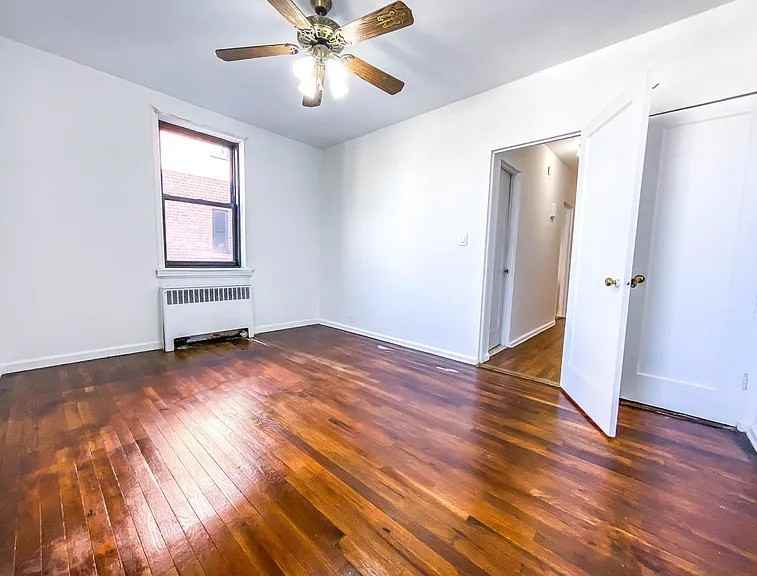 9206 63rd Ave #2G - Photo 2 of 11