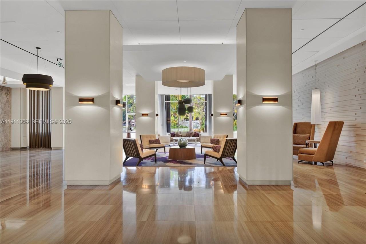 100 Bayview Drive #322 - Photo 3 of 41