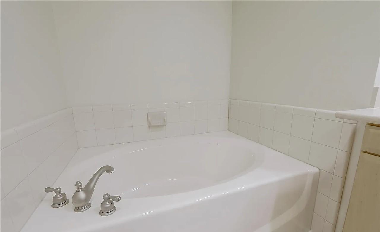 46 W Julian St #H - Photo 3 of 11