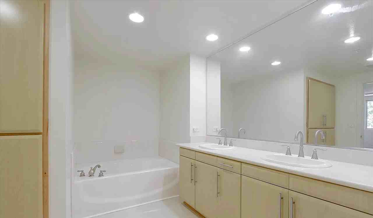 46 W Julian St #H - Photo 4 of 11