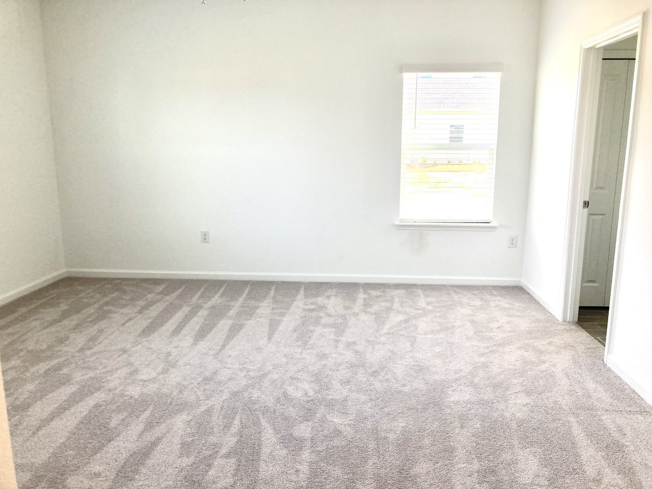 3511 Ne 38th Ln #NA - Photo 3 of 15