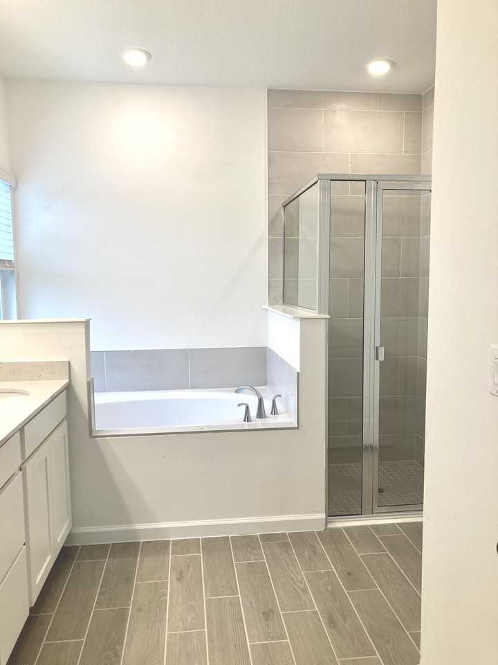 3511 Ne 38th Ln #NA - Photo 6 of 15