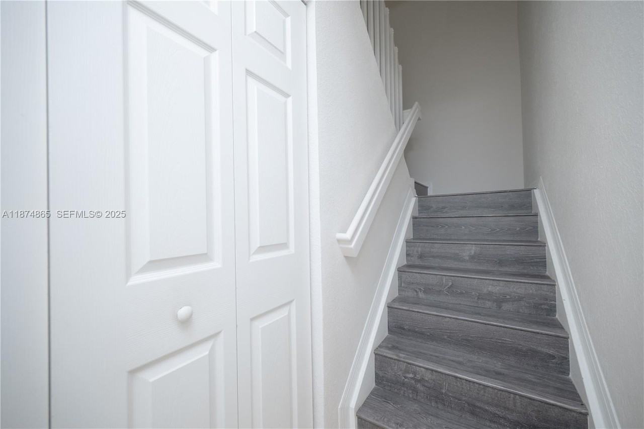 10870 Northwest 102nd Place #209 - Photo 5 of 18