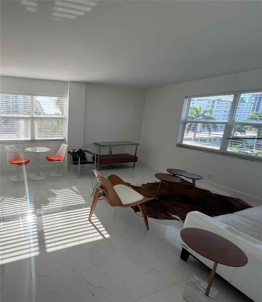 619 Orton Avenue #405 - Photo 5 of 34