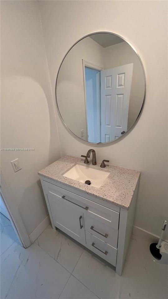 619 Orton Avenue #405 - Photo 7 of 34