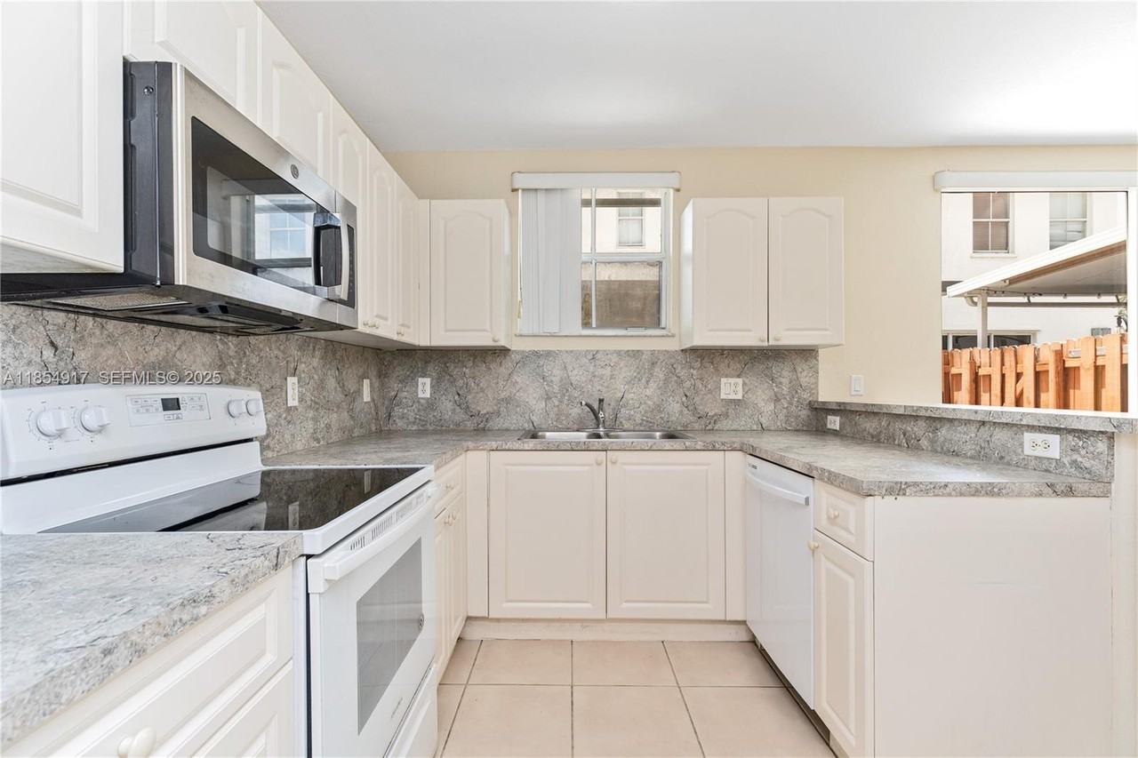 8073 West 36th Avenue #2 - Photo 6 of 33