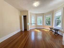 featured image of 53 Litchfield St