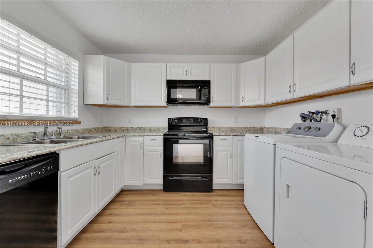 13561 Southwest 62nd Street #169 - Photo 3 of 31