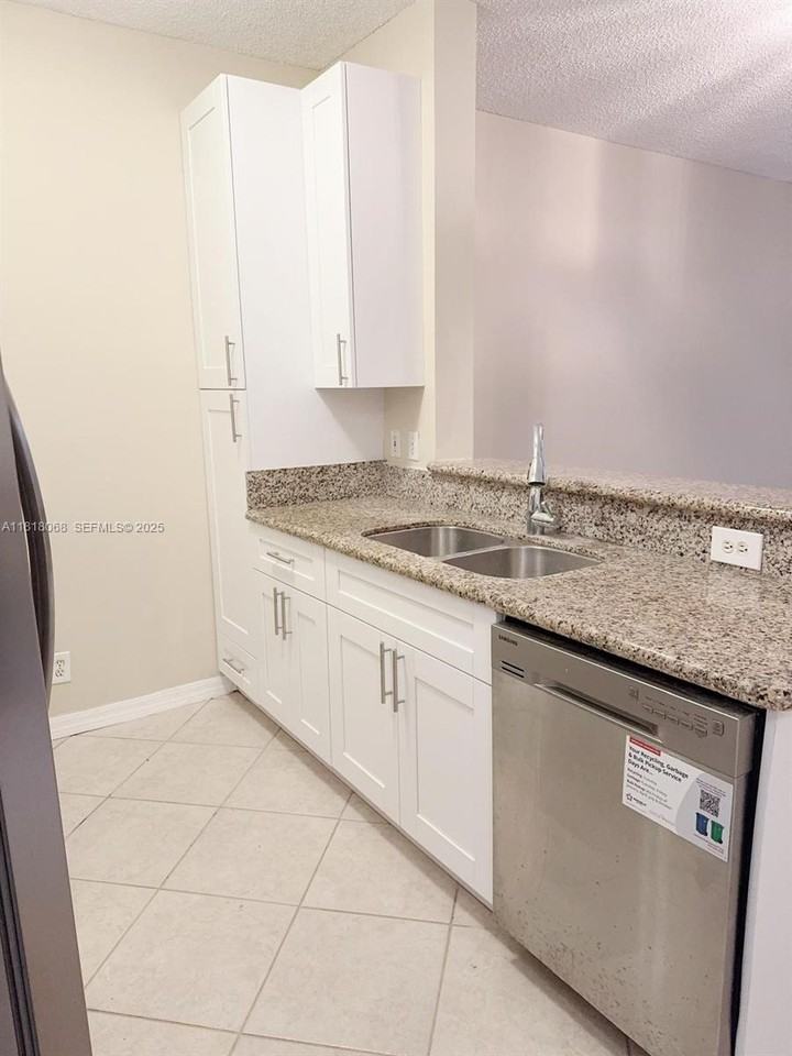 3905 San Simeon Lane - Photo 4 of 48