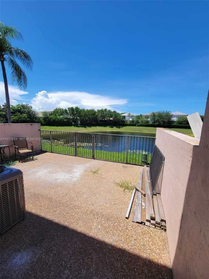 9123 Northwest 38th Drive #33 - Photo 4 of 24