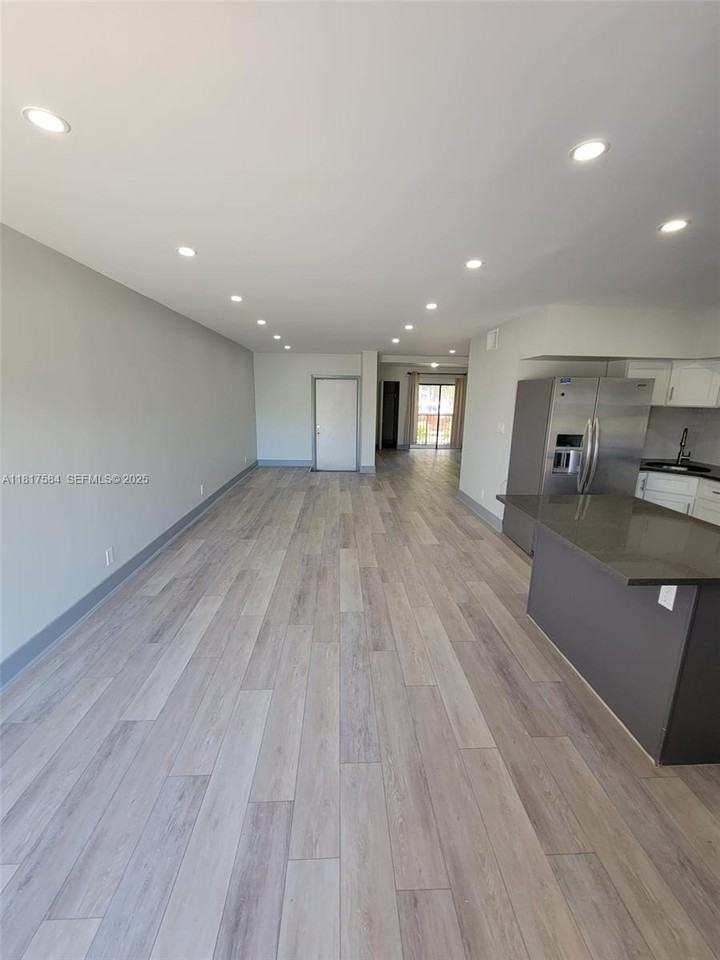 9123 Northwest 38th Drive #33 - Photo 6 of 24