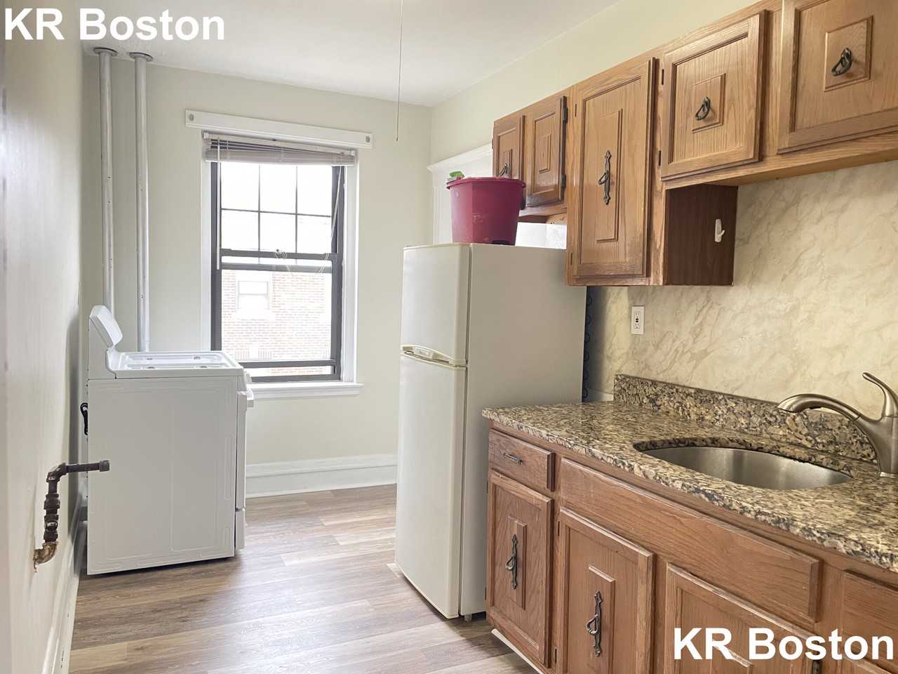 Pleasant St. & Pearl - Photo 5 of 11